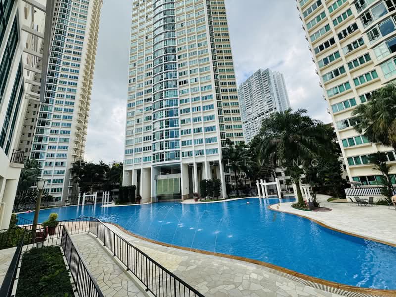 Queens, 10 Stirling Road, Room Rental, 80 sqft, Condominium For Rent, by LEO, 500187211 - Exterior - PropertyGuru.com.sg