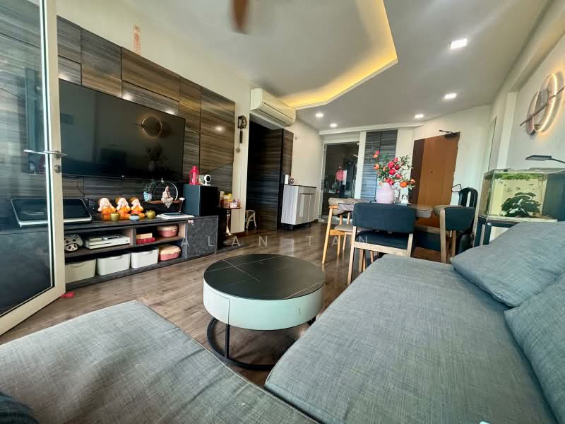 175B Corporation Tiara, 175B Yung Kuang Road, 3 Bedrooms, 1,033 sqft, HDB Flat For Sale, by Alan Tan, 500187212 - Living Room - PropertyGuru.com.sg