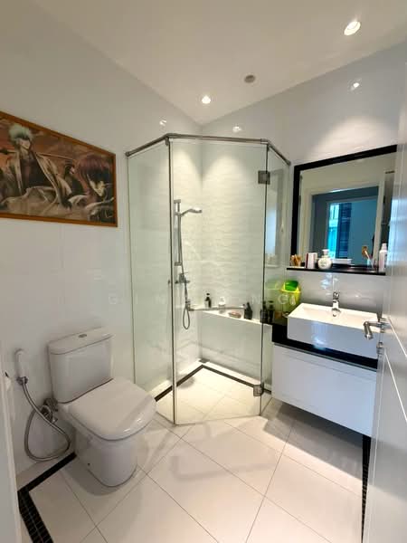 The Quinn, 15 Bartley Road, 3 Bedrooms, 1,055 sqft, Apartment For Rent, by Gina Tng, 500187218 - Bathroom - PropertyGuru.com.sg