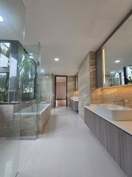 fernhill road, , 7 Bedrooms, 9,500 sqft, Semi-Detached House For Sale, by Ong Kong Joo, 500187226 - Bathroom - PropertyGuru.com.sg