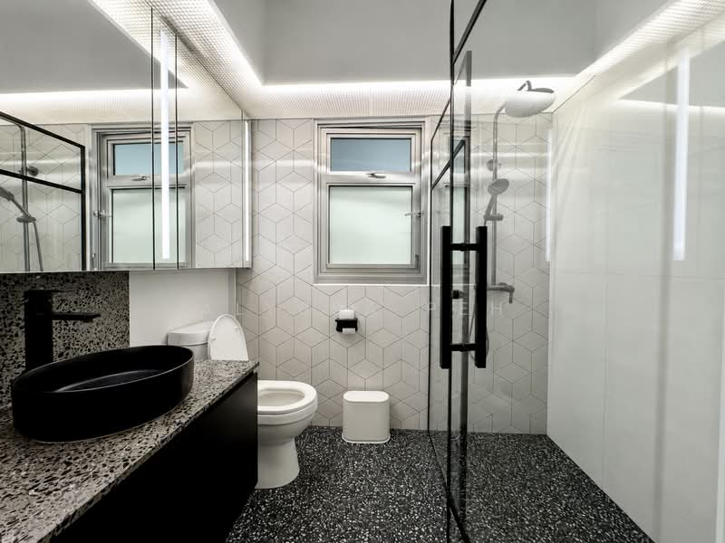 153B Bedok South Road, 153B Bedok South Road, 3 Bedrooms, 1,001 sqft, HDB Flat For Sale, by Alyssa Peh, 500187233 - Master Bathroom - PropertyGuru.com.sg