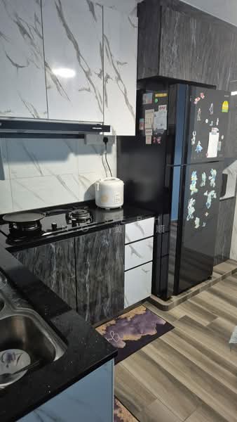 501 Bukit Batok Street 52, 501 Bukit Batok Street 52, Room Rental, 200 sqft, HDB Flat For Rent, by Joseph Ng 黄德顺, 500187244 - Kitchen - PropertyGuru.com.sg