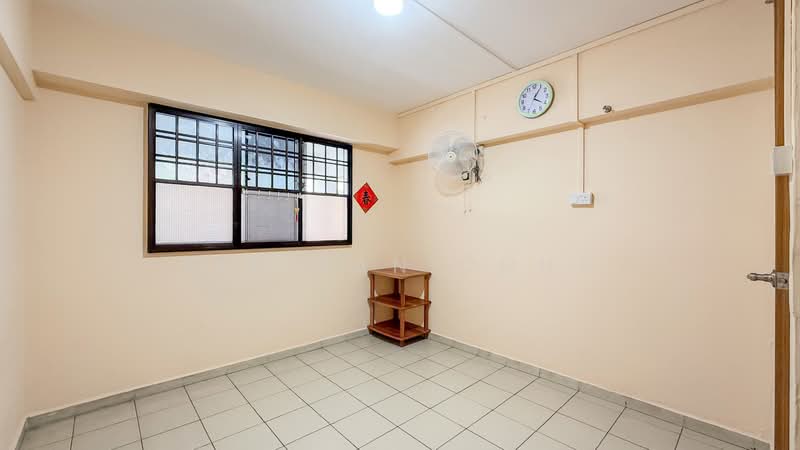 653 Yishun Avenue 4, 653 Yishun Avenue 4, Room Rental, 100 sqft, HDB Flat For Rent, by Xin Yan Chua, 500187250 - Common bedroom - PropertyGuru.com.sg