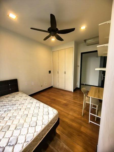 The Linear, 880 Upper Bukit Timah Road, Dairy Farm / Bukit Panjang / Choa Chu Kang, Room Rental, 200 sqft, Apartment For Rent, by Tricia Tay, 500187253 - Bedroom - PropertyGuru.com.sg