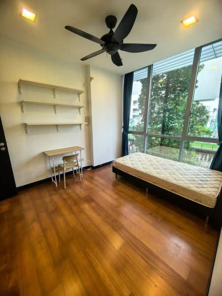 The Linear, 880 Upper Bukit Timah Road, Dairy Farm / Bukit Panjang / Choa Chu Kang, Room Rental, 200 sqft, Apartment For Rent, by Tricia Tay, 500187253 - Bedroom - PropertyGuru.com.sg