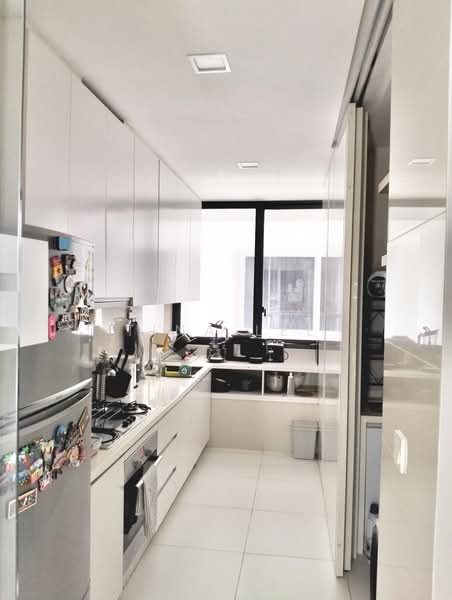 d'Leedon (Former Farrer Court), 9 Leedon Heights, 2 Bedrooms, 1,076 sqft, Condominium For Sale, by Tina Lee, 500187256 - Kitchen - PropertyGuru.com.sg