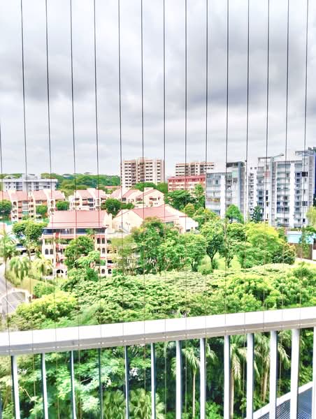 d'Leedon (Former Farrer Court), 9 Leedon Heights, 2 Bedrooms, 1,076 sqft, Condominium For Sale, by Tina Lee, 500187256 - Balcony - PropertyGuru.com.sg