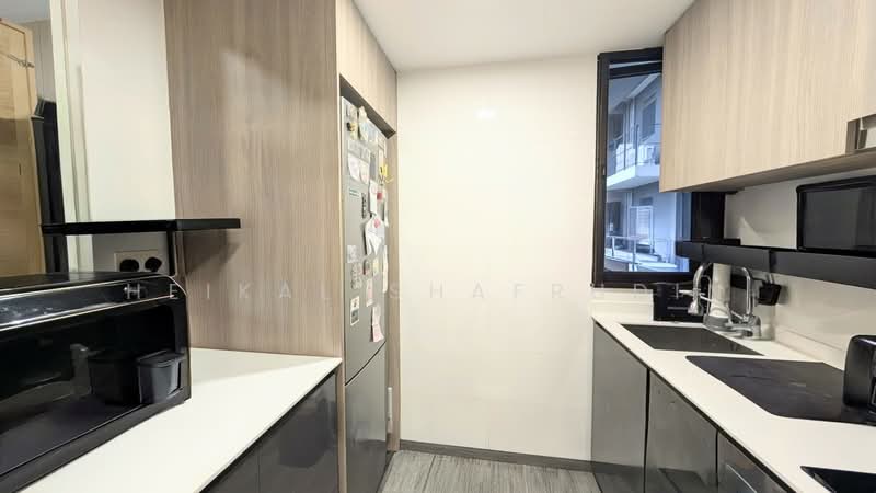 Botanique at Bartley, 223 Upper Paya Lebar Road, 2 Bedrooms, 721 sqft, Condominium For Sale, by Heikal Shafrudin, 500187257 - Kitchen - PropertyGuru.com.sg
