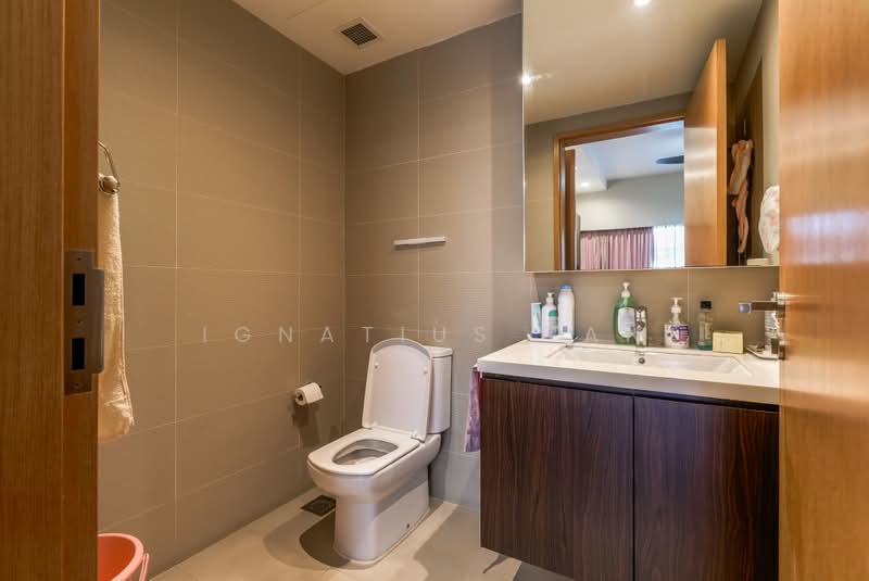 Meadows @ Peirce, 628 Upper Thomson Road, 4 Bedrooms, 3,068 sqft, Condominium For Sale, by Ignatius Tan, 500187260 - Jr Bathroom - PropertyGuru.com.sg