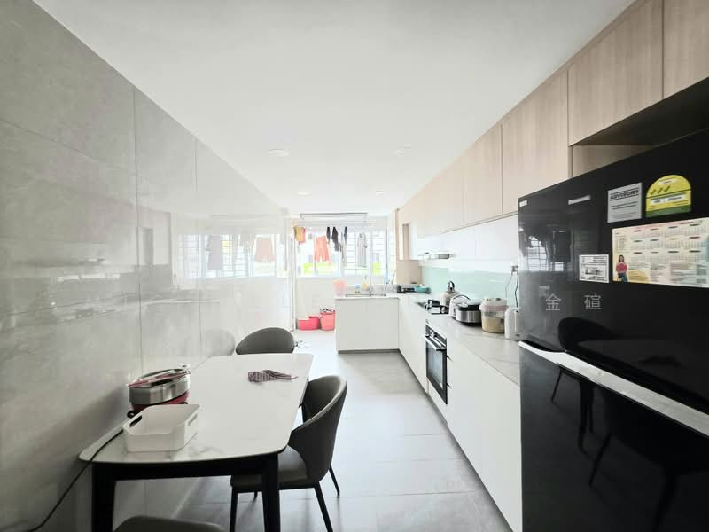 766 Yishun Avenue 3, 766 Yishun Avenue 3, Room Rental, 110 sqft, HDB Flat For Rent, by Michelle Ong 王金碹, 500187262 - Kitchen - PropertyGuru.com.sg