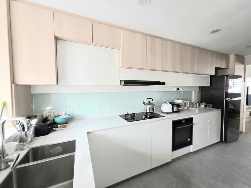 766 Yishun Avenue 3, 766 Yishun Avenue 3, Room Rental, 110 sqft, HDB Flat For Rent, by Michelle Ong 王金碹, 500187262 - Kitchen - PropertyGuru.com.sg