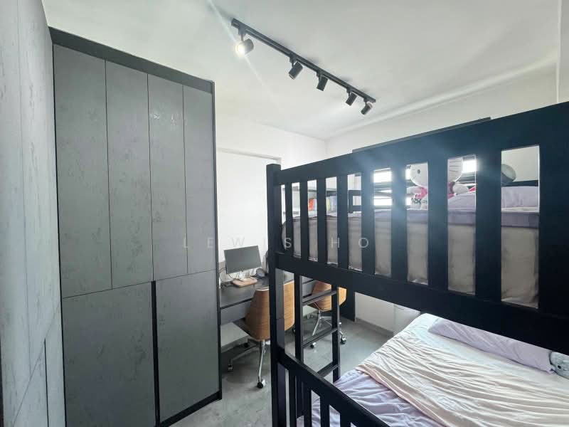 419A Northshore Drive, 419A Northshore Drive, 2 Bedrooms, 721 sqft, HDB Flat For Sale, by Lewis Ho, 500187265 - Bedroom - PropertyGuru.com.sg