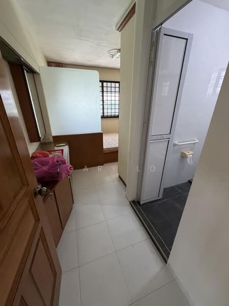 241 Bishan Street 22, 241 Bishan Street 22, 3 Bedrooms, 1,227 sqft, HDB Flat For Rent, by Gary Lo, 500187270 - Corridor - PropertyGuru.com.sg