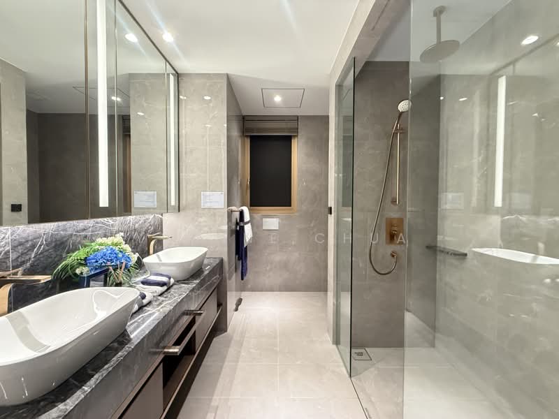 Grand Dunman, 18 Dunman Road, 6 Bedrooms, 3,069 sqft, Condominium For Sale, by Yvonne Chua, 500187278 - Bathroom - PropertyGuru.com.sg