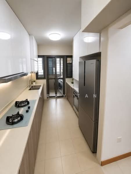 335B Anchorvale Crescent, 335B Anchorvale Crescent, 2 Bedrooms, 1,238 sqft, HDB Flat For Sale, by Larry Tan, 500187287 - Kitchen - PropertyGuru.com.sg