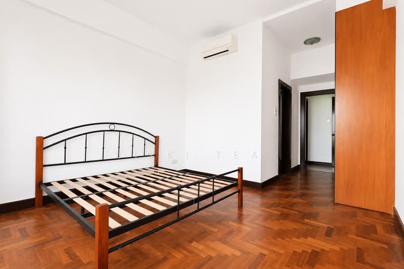 Regent Heights, 50 Bukit Batok East Avenue 5, 3 Bedrooms, 1,173 sqft, Condominium For Rent, by Vikki Tear, 500187288 - Master Bedroom - PropertyGuru.com.sg