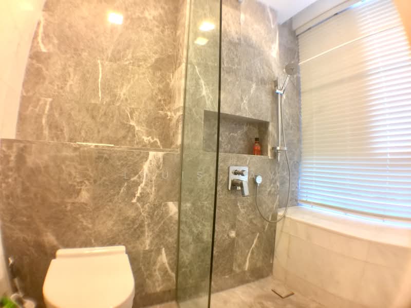 The Peak @ Cairnhill I, 51 Cairnhill Circle, 1 Bedroom, 592 sqft, Condominium For Rent, by Louis Tay, 500187291 - Bathroom - PropertyGuru.com.sg