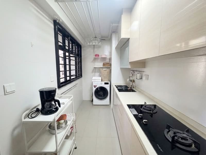 991B Buangkok Link, 991B Buangkok Link, 1 Bedroom, 506 sqft, HDB Flat For Sale, by Desiree Leung, 500187292 - Kitchen - PropertyGuru.com.sg
