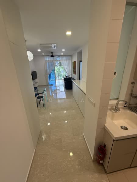 Residence 66, 66 Telok Kurau Road, 2 Bedrooms, 915 sqft, Apartment For Rent, by Zoe Tan, 500187300 - Living Room - PropertyGuru.com.sg