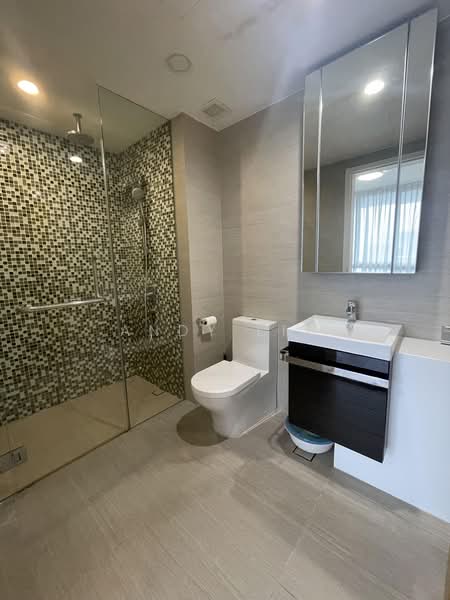 Sant Ritz, 1 Pheng Geck Avenue, 2 Bedrooms, 657 sqft, Condominium For Rent, by Andy Lim, 500187305 - Master Bathroom - PropertyGuru.com.sg