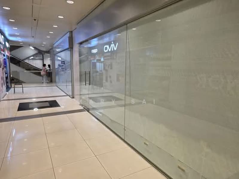 Peninsula Plaza, 111 North Bridge Road, 1,098 sqft, Other Retail For Sale, by Mary Sai, 500187306 - Corridor - CommercialGuru.com.sg