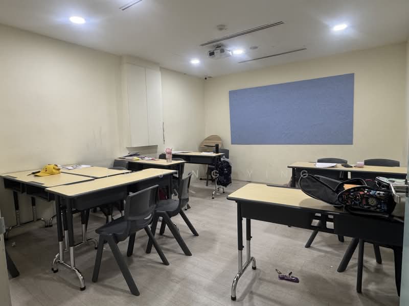 Chiat Hong Building, 110 Middle Road, 2,497 sqft, Office For Rent, by Teh Jing Ying, 500187315 - Study - CommercialGuru.com.sg