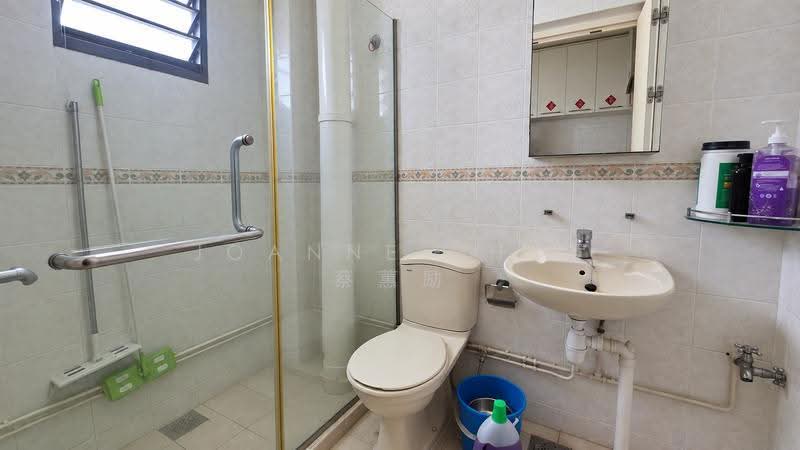 485 Admiralty Link, 485 Admiralty Link, Sembawang / Yishun, 3 Bedrooms, 914 sqft, HDB Flat For Sale, by Joanne Chua 蔡蕙励, 500187317 - Bathroom - PropertyGuru.com.sg