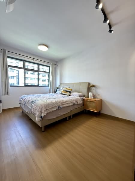 620B Tampines Street 61, 620B Tampines Street 61, 3 Bedrooms, 1,001 sqft, HDB Flat For Sale, by Isaac Lee, 500187318 - Bedroom - PropertyGuru.com.sg