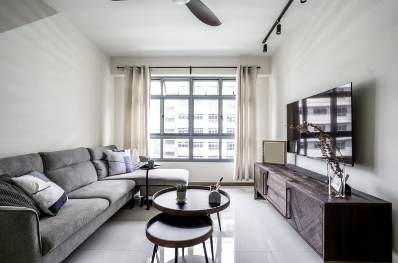 620B Tampines Street 61, 620B Tampines Street 61, 3 Bedrooms, 1,001 sqft, HDB Flat For Sale, by Isaac Lee, 500187318 - Living Room - PropertyGuru.com.sg