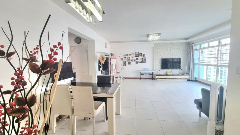 617C Punggol Drive, 617C Punggol Drive, 3 Bedrooms, 1,216 sqft, HDB Flat For Sale, by Jacent Jj Ong, 500187322 - Living Room - PropertyGuru.com.sg