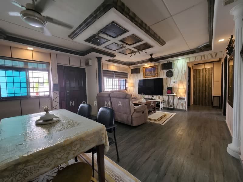 621 Woodlands Drive 52, 621 Woodlands Drive 52, 3 Bedrooms, 1,098 sqft, HDB Flat For Sale, by Norman AB, 500187328 - Living Room - PropertyGuru.com.sg