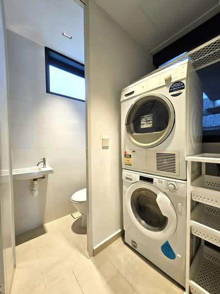 Royalgreen, 2 Anamalai Avenue, 3 Bedrooms, 1,076 sqft, Condominium For Rent, by Michelle Yap, 500187329 - Bathroom - PropertyGuru.com.sg