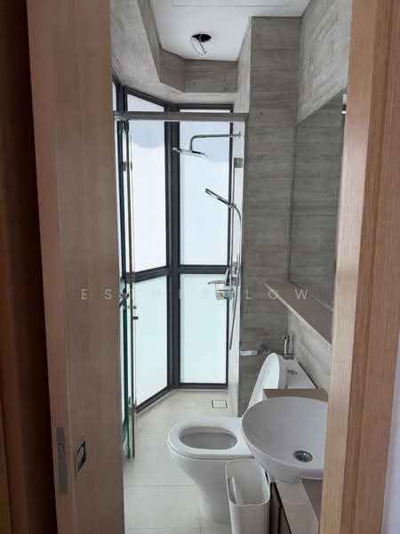 Flora View, 1 Ang Mo Kio Street 66, Room Rental, 150 sqft, Apartment For Rent, by Esther Low, 500187348 - Bathroom - PropertyGuru.com.sg