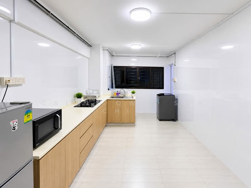 585 Ang Mo Kio Avenue 3, 585 Ang Mo Kio Avenue 3, 2 Bedrooms, 721 sqft, HDB Flat For Sale, by Callie Qwek Sor Chin, 500187349 - Kitchen - PropertyGuru.com.sg