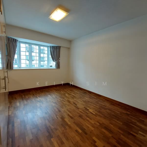 Shelford Regency, 65 Shelford Road, 3 Bedrooms, 1,281 sqft, Condominium For Sale, by Keith Sim, 500187352 - Master Bedroom - PropertyGuru.com.sg