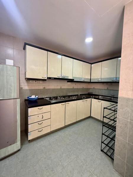 Estella Gardens, 21 - 27 Flora Road, Changi Airport / Changi Village, Room Rental, 30 sqft, Condominium For Rent, by Cavin Wong, 500187359 - Kitchen - PropertyGuru.com.sg