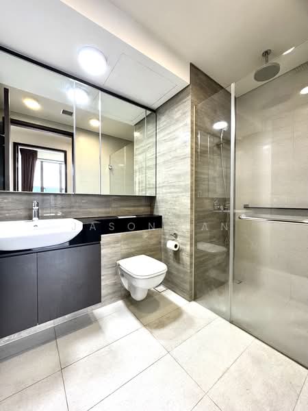 Park Place Residences, 8 Paya Lebar Road, 2 Bedrooms, 646 sqft, Condominium For Rent, by Jason Tan, 500187360 - Bathroom - PropertyGuru.com.sg