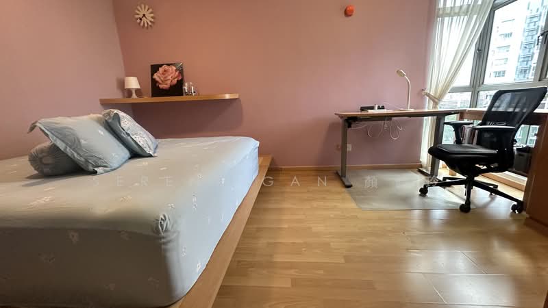 The Florida, 76 Hougang Avenue 7, 3 Bedrooms, 1,216 sqft, Condominium For Sale, by Serene Gan 顏詩玲, 500187363 - Bedroom - PropertyGuru.com.sg