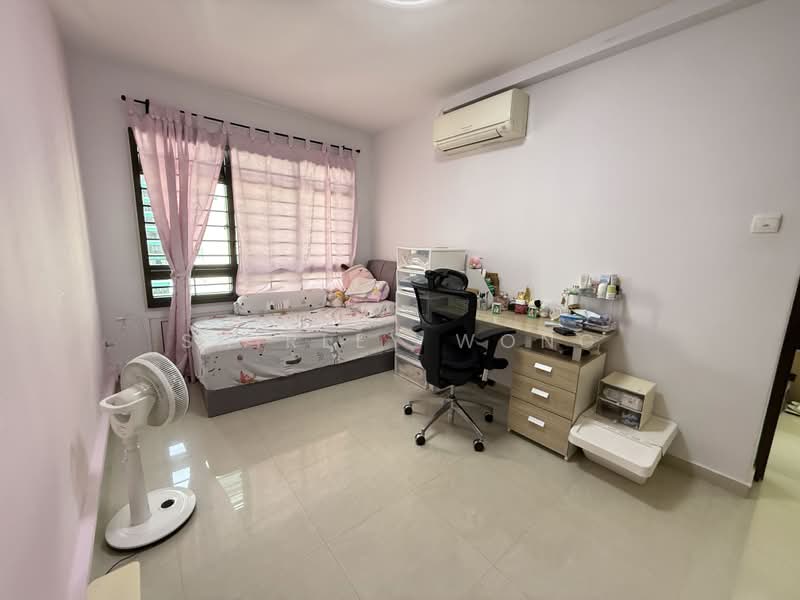 633 Jurong West Street 65, 633 Jurong West Street 65, 3 Bedrooms, 1,184 sqft, HDB Flat For Sale, by Shirley Wong, 500187365 - Bedroom - PropertyGuru.com.sg