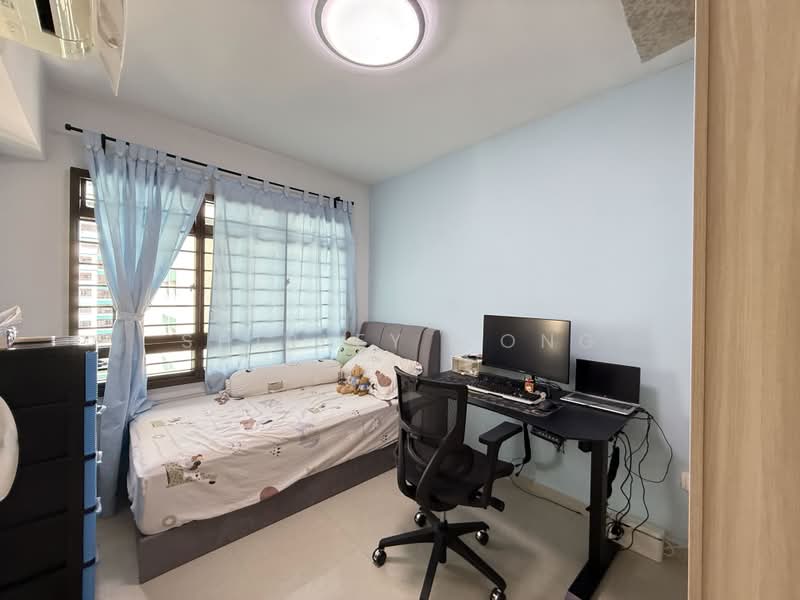 633 Jurong West Street 65, 633 Jurong West Street 65, 3 Bedrooms, 1,184 sqft, HDB Flat For Sale, by Shirley Wong, 500187365 - Bedroom - PropertyGuru.com.sg