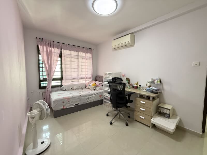633 Jurong West Street 65, 633 Jurong West Street 65, 3 Bedrooms, 1,184 sqft, HDB Flat For Sale, by Shirley Wong, 500187365 - Bedroom - PropertyGuru.com.sg