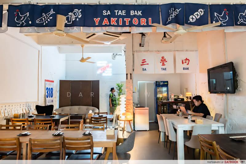 ⭐️Arab St / Haji / Bali Ln⭐️ F&B Dine-In, Arab St / Haji / Bali Ln, 1,326 sqft, Food & Beverage For Rent, by Darren Wee, 500187370 - Interior - CommercialGuru.com.sg