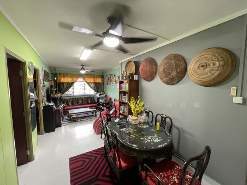 666 Woodlands Ring Road, 666 Woodlands Ring Road, 3 Bedrooms, 936 sqft, HDB Flat For Sale, by Joan Cheng 钟佳晖, 500187376 - Living Room - PropertyGuru.com.sg