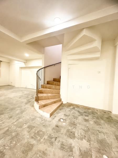 ๐Level 2 Office / Retail unit with Mezzanine near I12๐, Joo Chiat Road, 2,293 sqft, Office For Rent, by Adriel Tng, 500187377 - Interior - CommercialGuru.com.sg