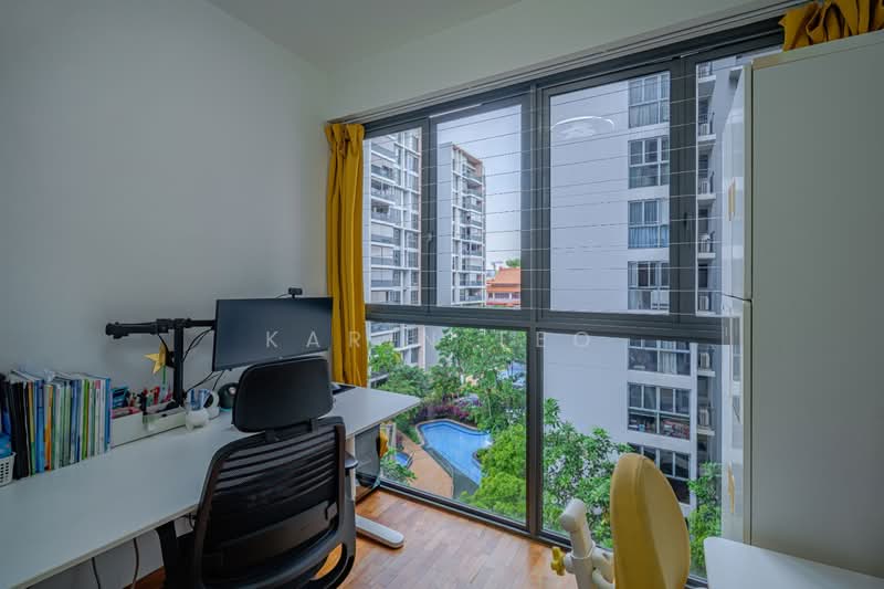Twin Fountains, 17A Woodlands Avenue 6, 3 Bedrooms, 1,195 sqft, Executive Condominium For Sale, by Karin Teo, 500187387 - Study - PropertyGuru.com.sg