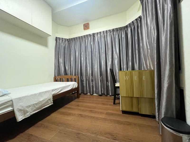 381 Pasir Panjang Road, 381 Pasir Panjang Road, Room Rental, 150 sqft, Apartment For Rent, by Tan Puay Hwee Katrina, 500187391 - Bedroom - PropertyGuru.com.sg