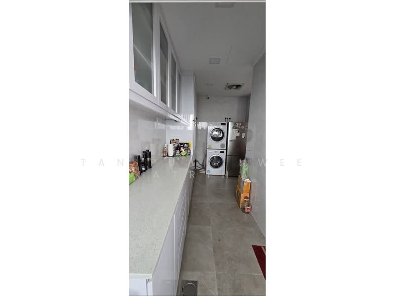 381 Pasir Panjang Road, 381 Pasir Panjang Road, Room Rental, 150 sqft, Apartment For Rent, by Tan Puay Hwee Katrina, 500187391 - Kitchen - PropertyGuru.com.sg