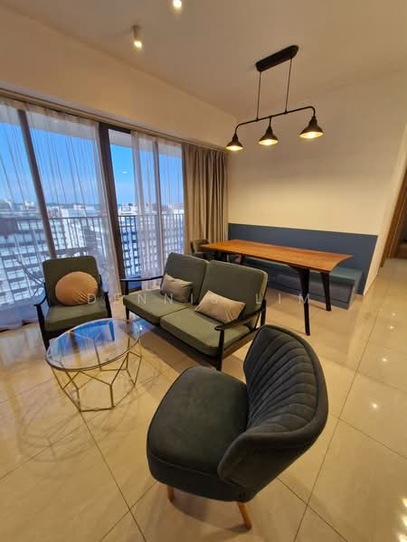 Coco Palms, 27 Pasir Ris Grove, 3 Bedrooms, 1,098 sqft, Condominium For Rent, by Dennis Lim, 500187393 - Living Room - PropertyGuru.com.sg