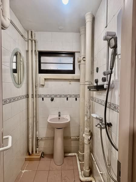 20 Chai Chee Road, 20 Chai Chee Road, 3 Bedrooms, 700 sqft, HDB Flat For Sale, by Karen Goi, 500187394 - Bathroom - PropertyGuru.com.sg