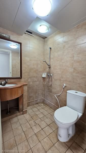Regent Grove, 52 Choa Chu Kang North 7, 2 Bedrooms, 926 sqft, Condominium For Sale, by Ansel Khor, 500187415 - Bathroom - PropertyGuru.com.sg